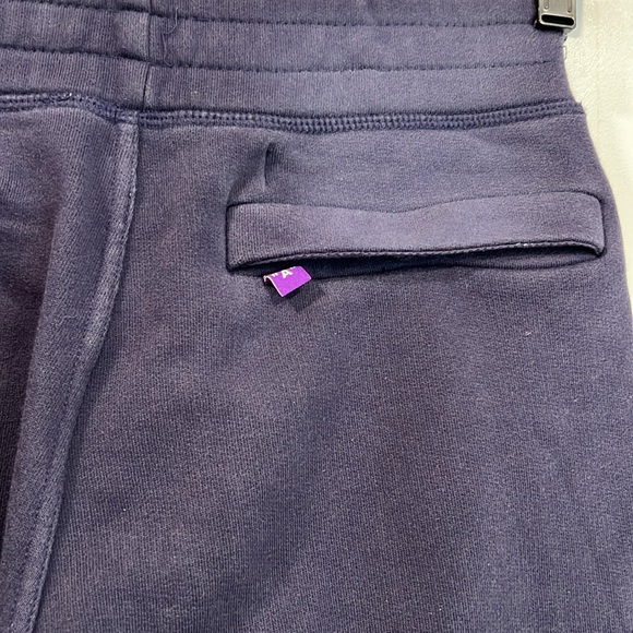 Off-White - Picture 15 of 16